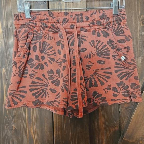 Pact Pants - Pact Organic Cotton Shorts Rust Orange Floral Print Women's XS